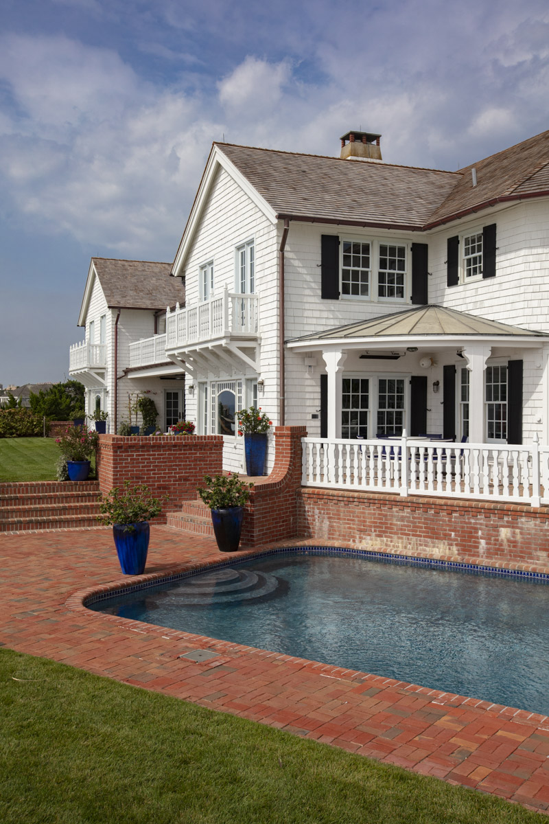 Photo of construction by Ronald Webb Builder.